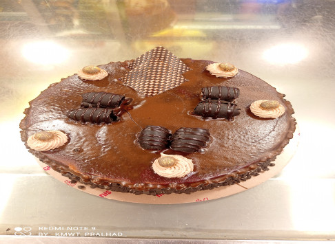 Send Cakes to Mumbai from Monginis Bakery Same Day